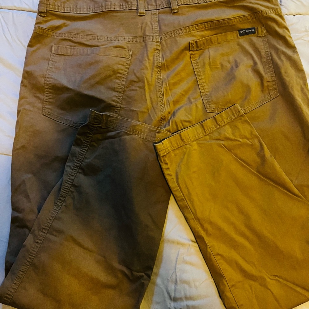 Columbia Tan Casual Pants Men’s 38x30 mid weight and breathable NWOT - Picture 2 of 4